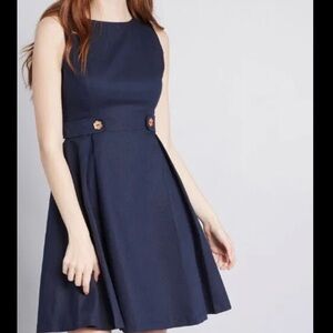 ModCloth Something Sixties Cotton Linen Dress Navy Blue Wood Buttons Size 28